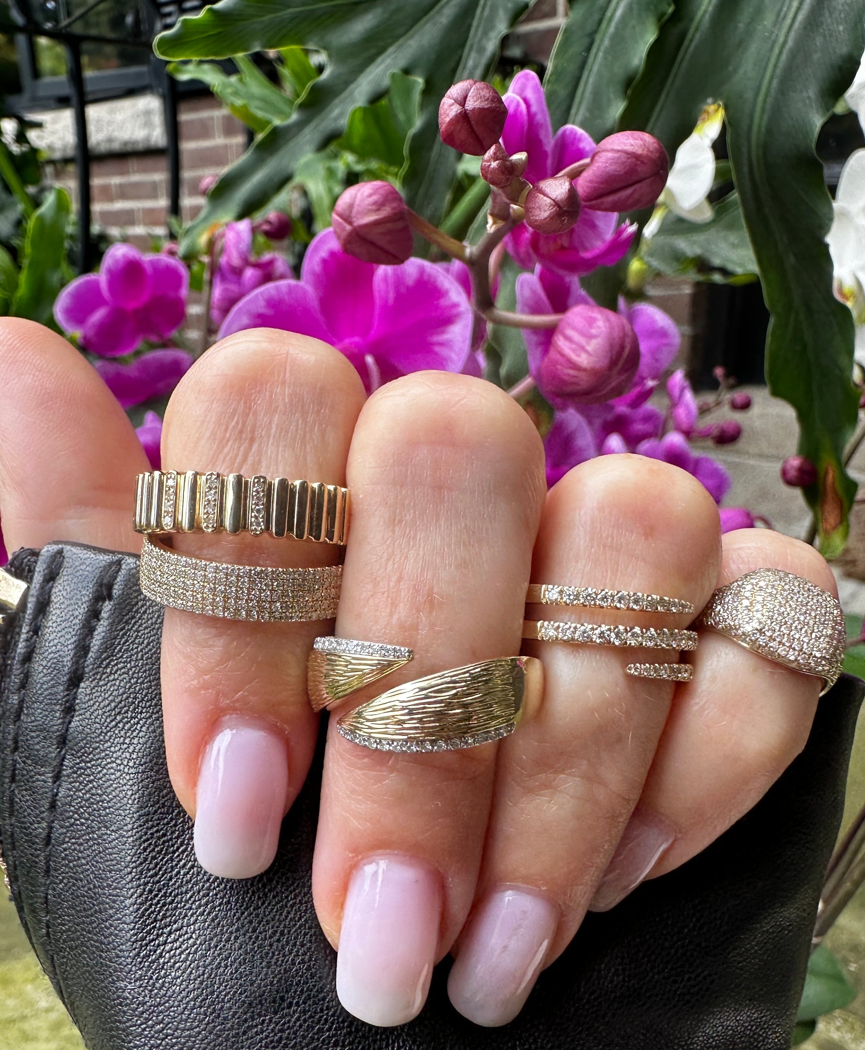 14K Gold and Diamond Fluted Samantha Ring Medium
Medium Fluted Diamond Ring
14K Gold Fluted Ring
Diamond Fluted Samantha Ring
Medium Diamond Ring
