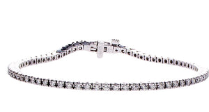 1.50 ct diamonds set in 18k gold tennis bracelet