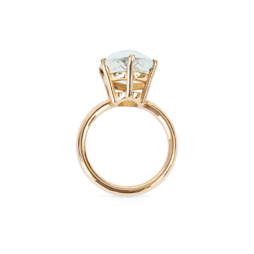 LIGHT GREEN QUARTZ CANDY COCKTAIL RING