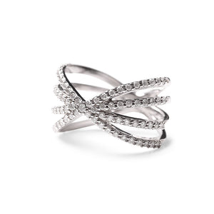 14K GOLD TRIPLE CRISS CROSS DIAMOND BAND