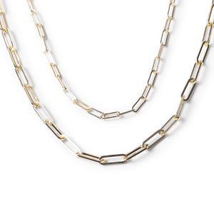 SIGNATURE PAPERCLIP CHAIN (TOP) VS MEDIUM PAPERCLIP CHAIN
Paperclip chain
Medium chain
Link chain
Gold chain
Designer chain
Fine chain
Minimalist chain
Modern chain
Layering chain
Gold necklace