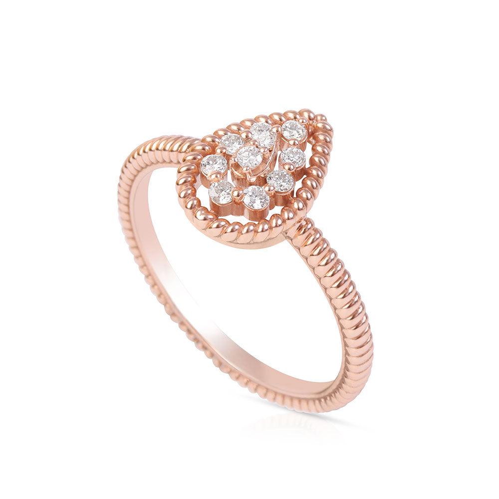 DIAMOND PEAR SHAPED CLUSTER RING