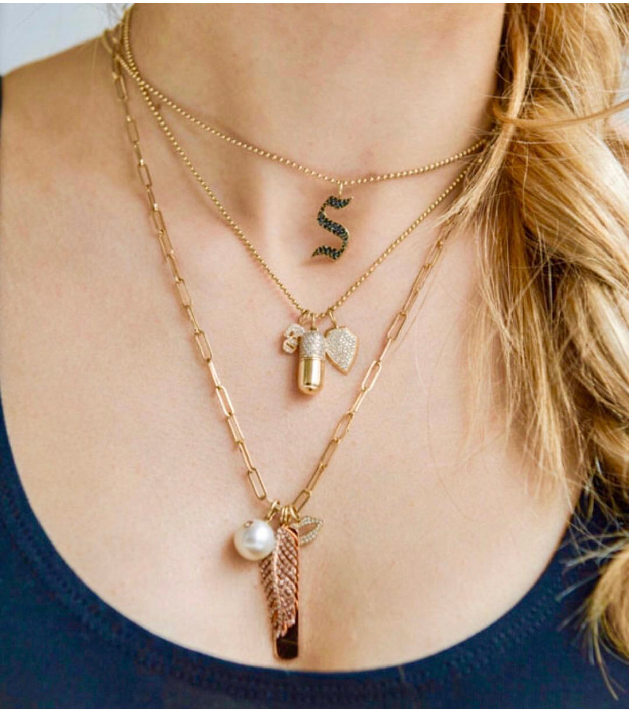Diamond Shield Charm
Shield Pendant with Diamond
Diamond Shield Necklace Charm
Diamond Shield Pendant
Luxury Diamond Shield Charm
Shield charm
Diamond charm
Fine jewelry
Designer pendant
Luxury jewelry
Statement pendant
Custom charm
Shield pendant
Diamond pendant
