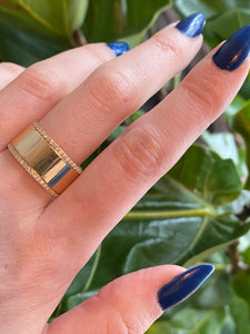 DIAMOND AND GOLD CIGAR BAND RING
