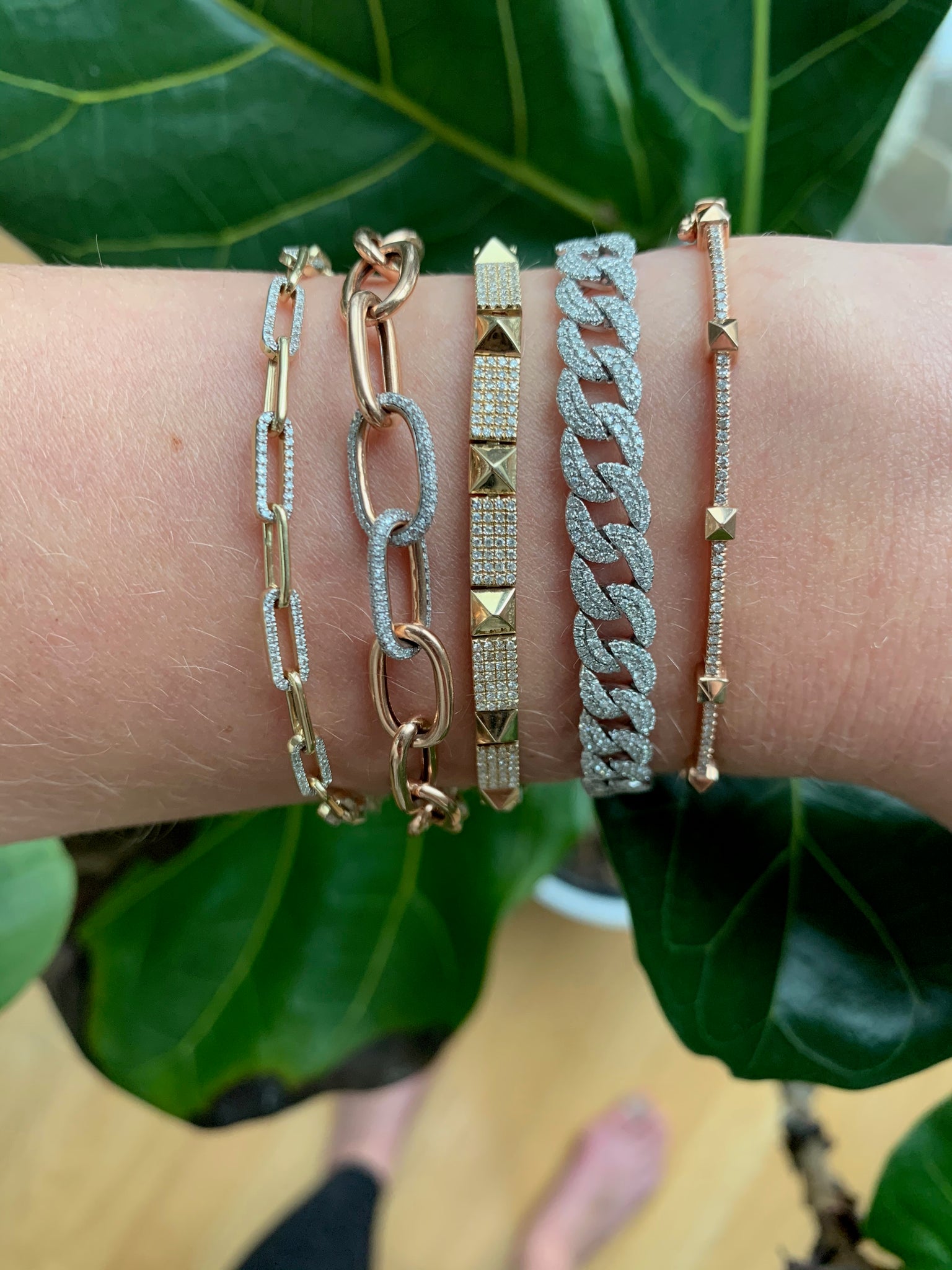 DIAMOND LOVE LINK BRACELET