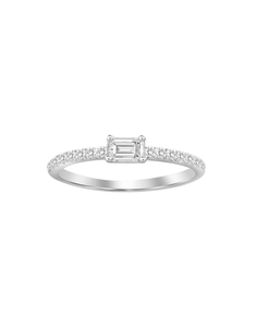 18K White Gold Baguette Diamond Ring