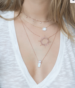 MOONSTONE PENDANT NECKLACE WITH PAVÉ DIAMOND SURROUND