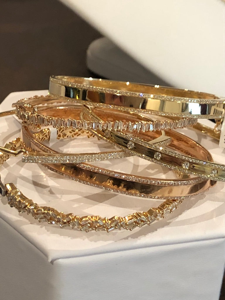 DIAMOND BANGLE STACK
