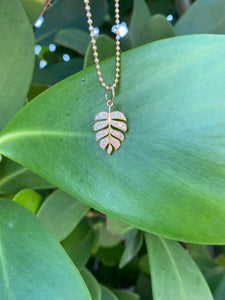 SMALL DIAMOND MONSTERA LEAF CHARM