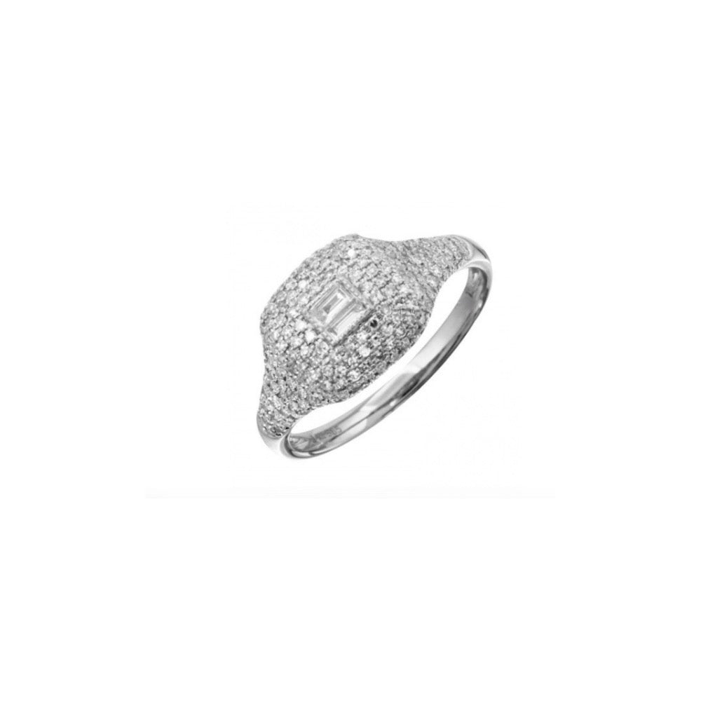 BAGUETTE DIAMOND SIGNET RING